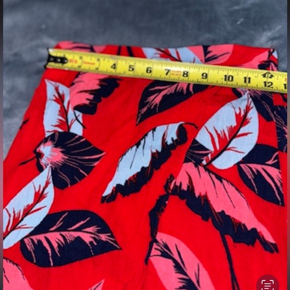 Express Red Floral Smimer Mini Dress - Size xsmall - Picture 4 of 8